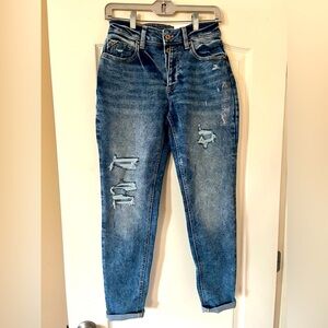 New! Edgely by Maurice’s Women's Medium Wash Distressed Jeans Size 2 Short